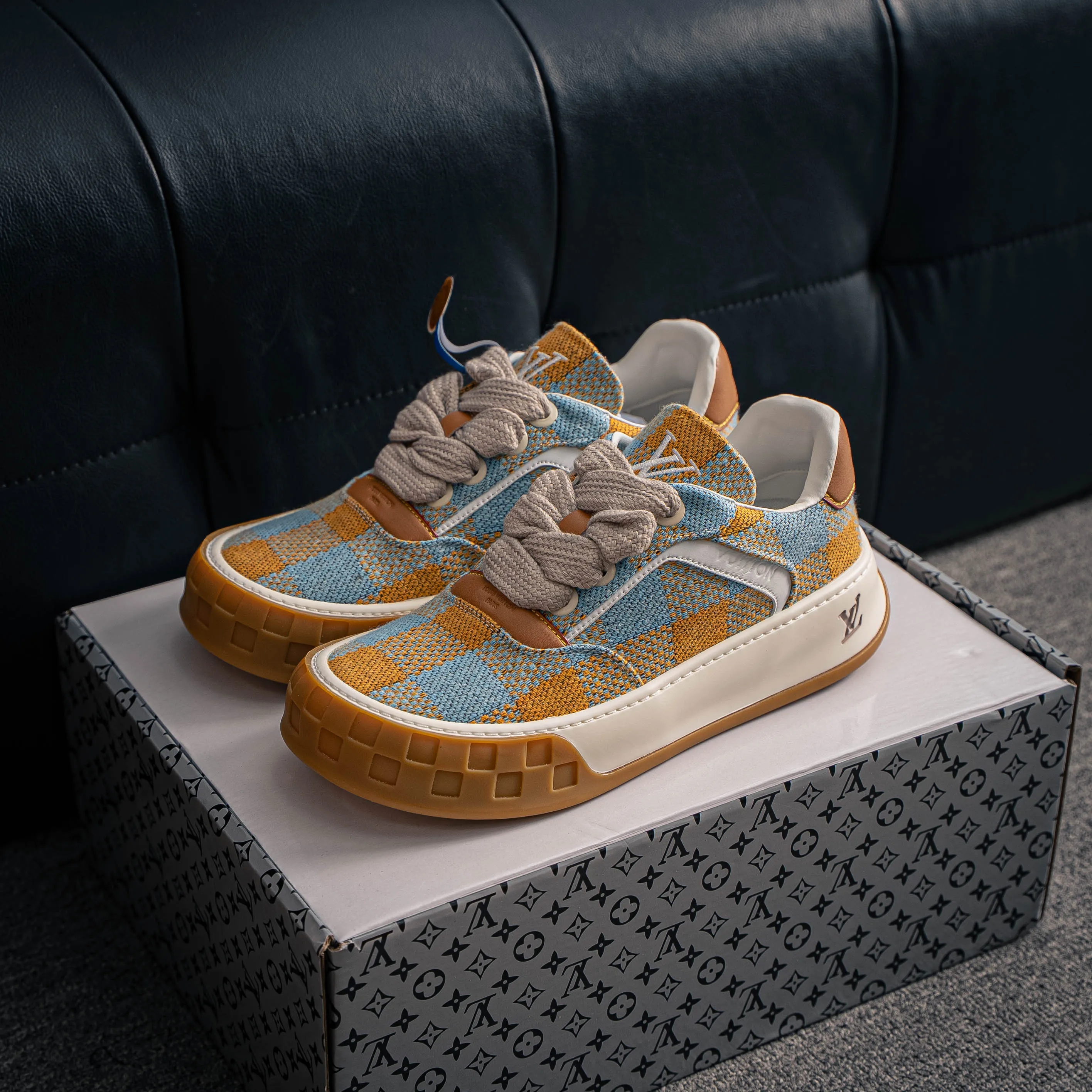 # LV LOUIS VUITTON Tilted Low Sneakers Series Low-Top Retro Versatile Skate Shoes 2026 Skate Shoes Shoes